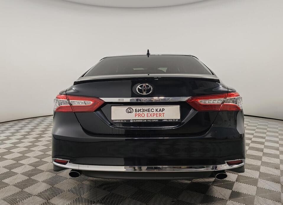 Toyota Camry, VIII (XV70) Рестайлинг 2.5 AT (206 л.с.)