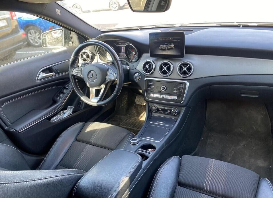 Mercedes-Benz GLA, I (X156) Рестайлинг 200 1.6 AMT (150 л.с.)