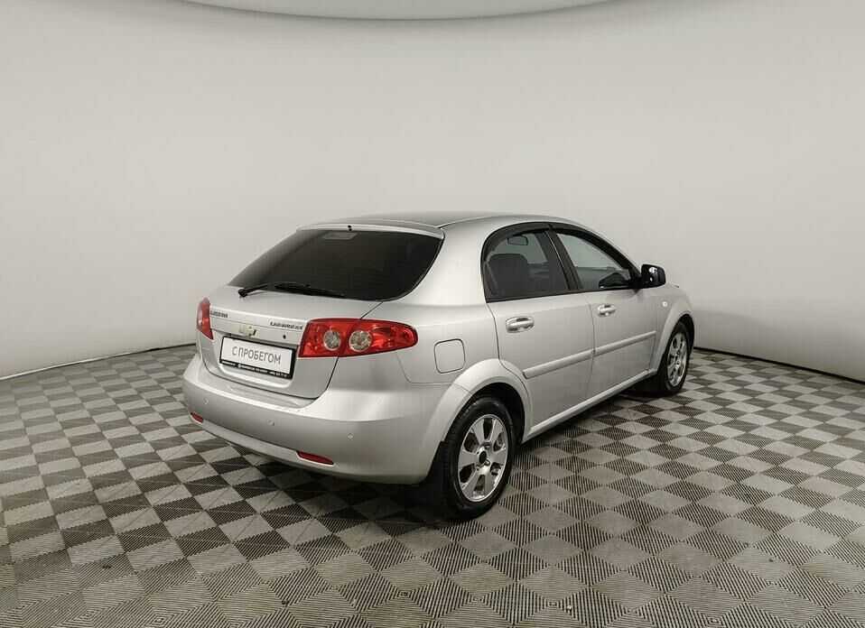 Chevrolet Lacetti 1.4 MT (94 л.с.)