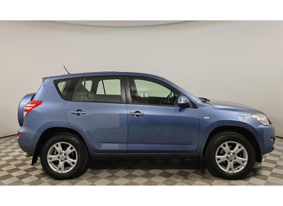 Toyota RAV4 2.0 AT (152 л.с.) 4WD