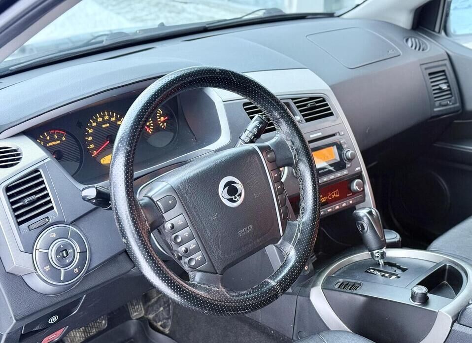 SsangYong Kyron, I Рестайлинг 2.0d MT (141 л.с.) 4WD