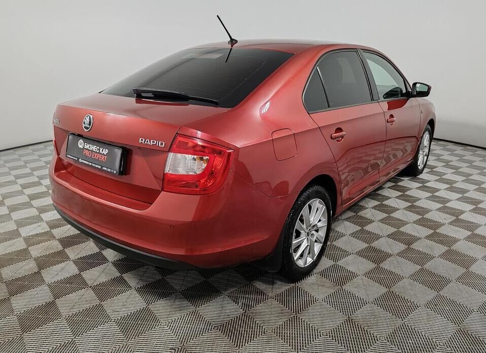Skoda Rapid, I 1.6 AT (110 л.с.)
