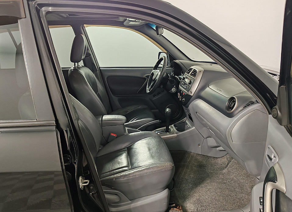 Toyota RAV4, II (XA20) 2.0 AT (150 л.с.) 4WD