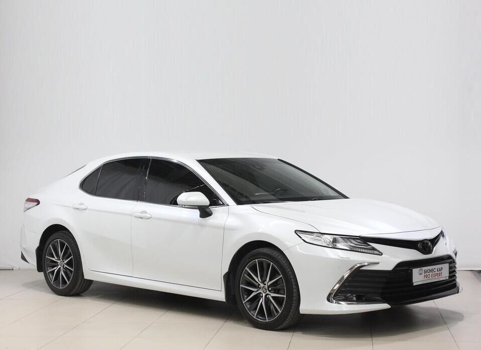 Toyota Camry, VIII (XV70) Рестайлинг 2.5 AT (200 л.с.)