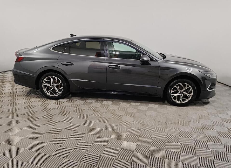 Hyundai Sonata, VIII (DN8) 2.0 AT (150 л.с.)