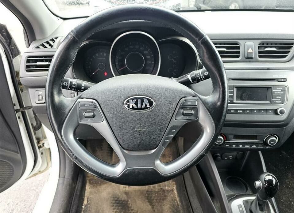 Kia Rio 1.6 AT (123 л.с.)