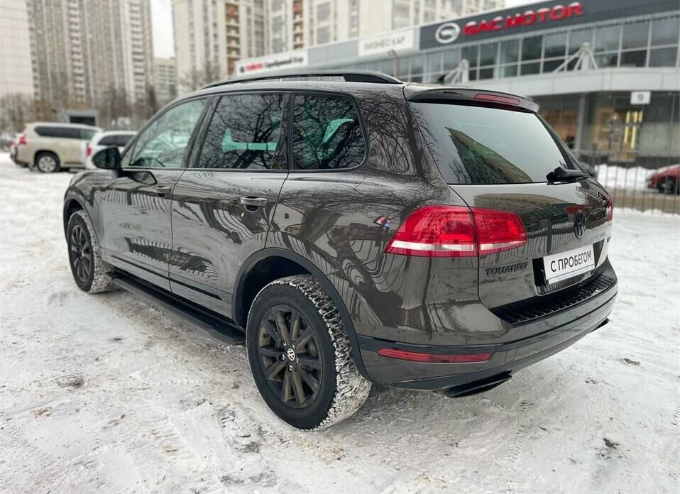 Volkswagen Touareg 3.0d AT (204 л.с.) 4WD