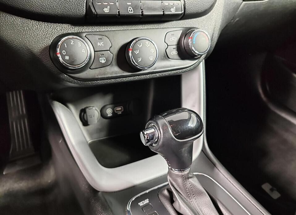 Kia Ceed, II Рестайлинг 1.6 AT (130 л.с.)