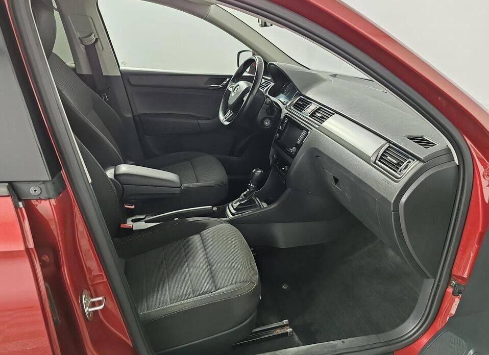 Skoda Rapid, I 1.6 AT (110 л.с.)