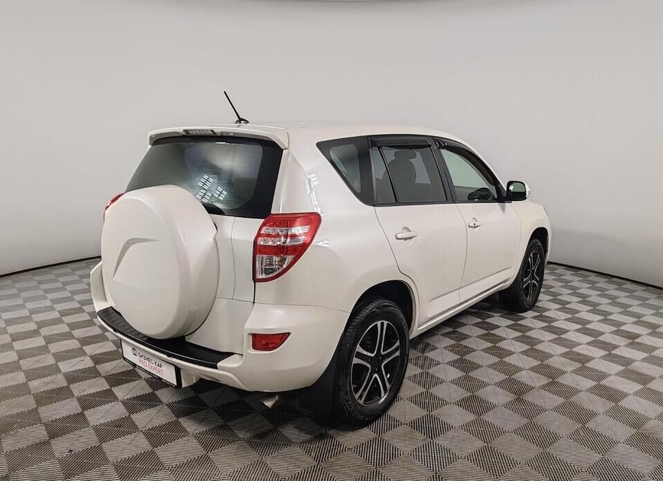 Toyota RAV4, III (XA30) Рестайлинг 2.0 CVT (158 л.с.) 4WD