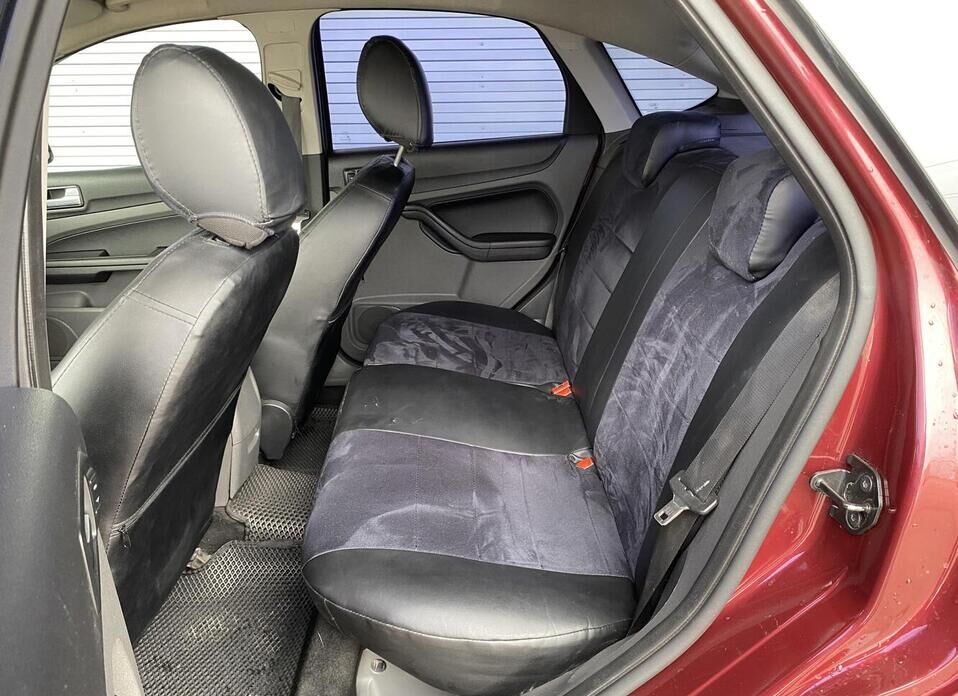 Ford Focus, II Рестайлинг 1.8 MT (125 л.с.)