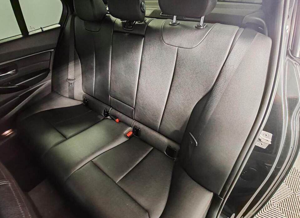BMW 3 серии 320d xDrive 2.0d AT (184 л.с.) 4WD