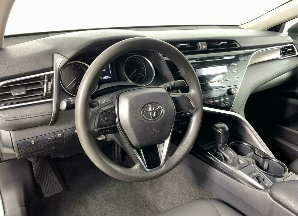 Toyota Camry 2.0 AT (150 л.с.)