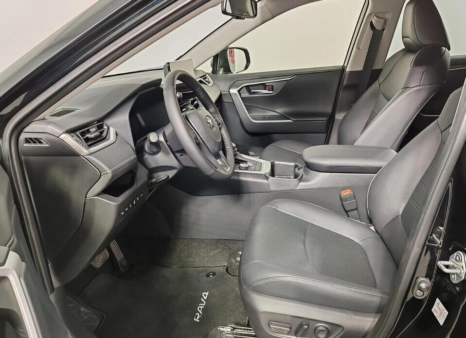 Toyota RAV4, V (XA50) 2.0 CVT (173 л.с.) 4WD