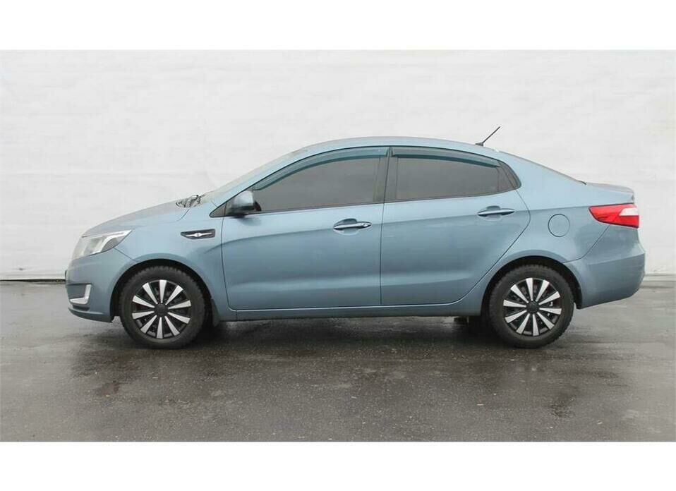 Kia Rio 5-speed 1.6 MT (123 л.с.)