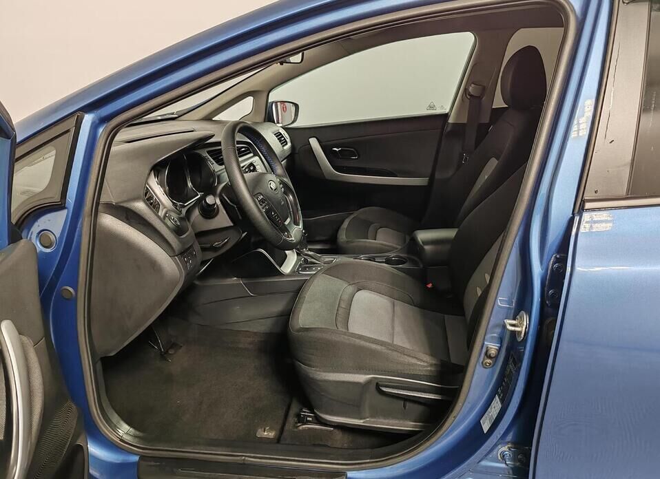 Kia Ceed 1.6 AT (129 л.с.)