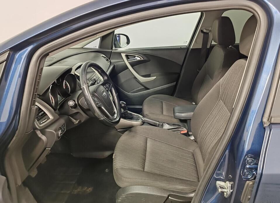 Opel Astra, J 1.6 MT (115 л.с.)