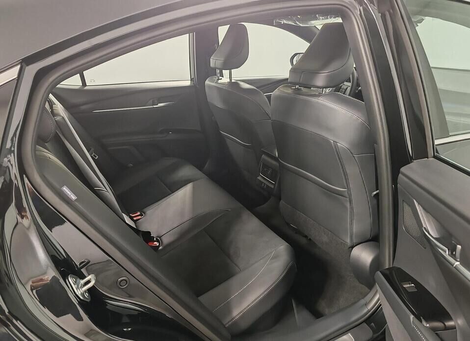 Toyota Camry, IX (XV80) China Market 2.0hyb CVT (197 л.с.)