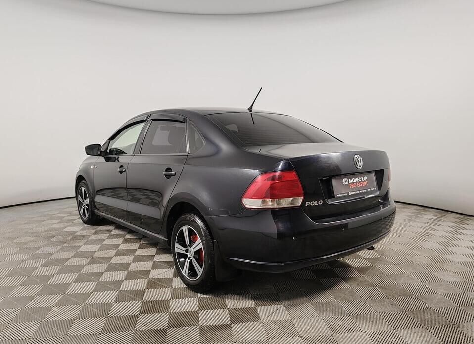 Volkswagen Polo, V 1.6 MT (105 л.с.)