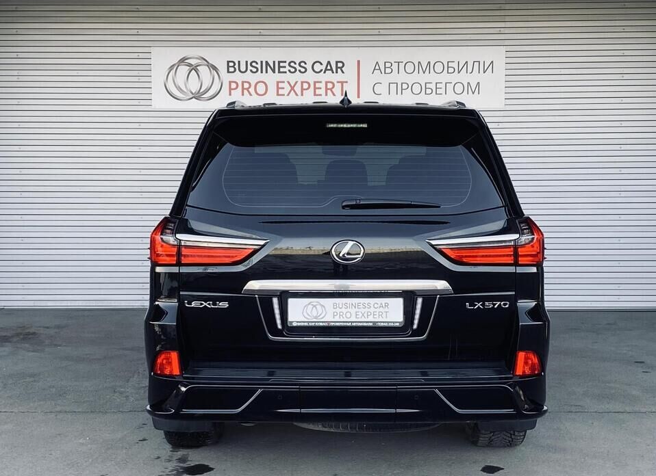 Lexus LX, III Рестайлинг 2 570 5.7 AT (367 л.с.) 4WD