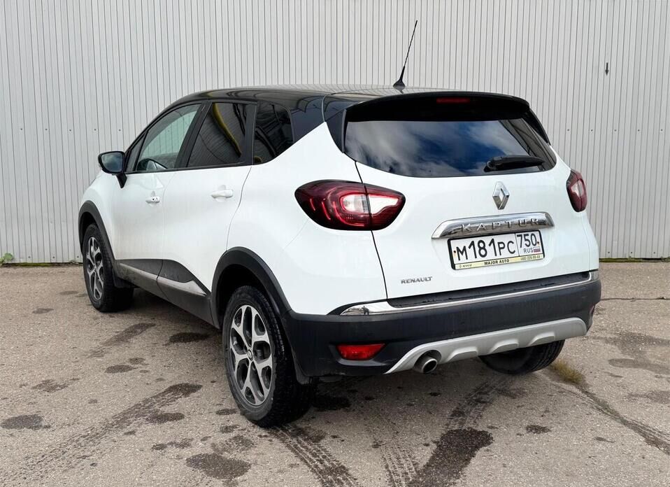 Renault Kaptur, I 1.6 CVT (114 л.с.)