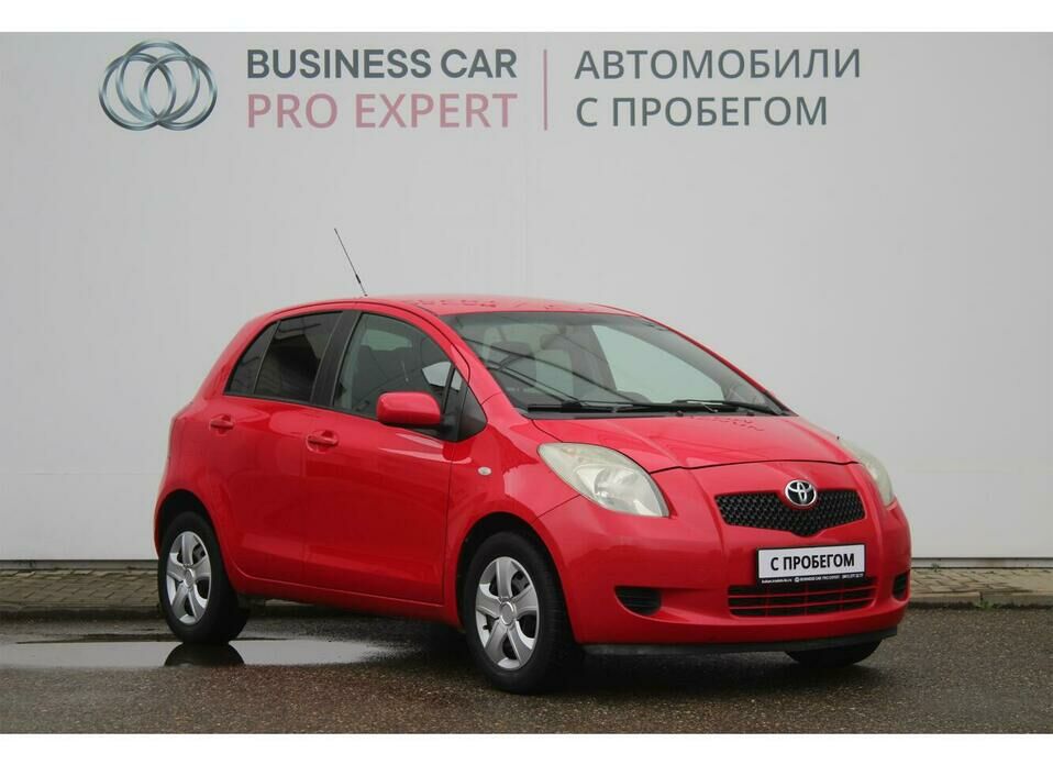 Toyota Yaris 1.3 AT (87 л.с.)