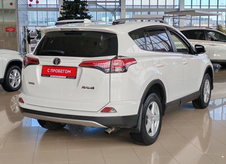 Toyota RAV4, IV (XA40) Рестайлинг 2.0 CVT (146 л.с.)