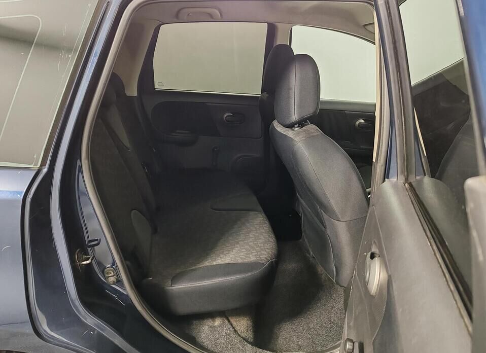 Nissan Note 1.4 MT (88 л.с.)
