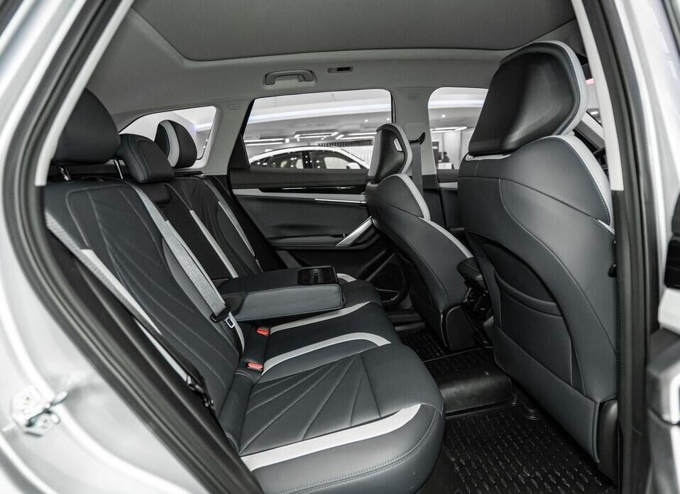 Geely Atlas, II 2.0 AT (200 л.с.) 4WD