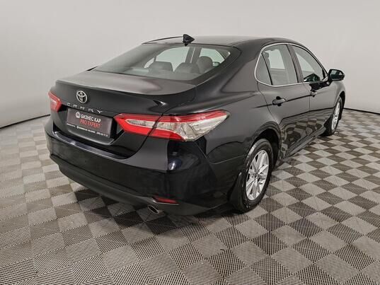 Toyota Camry, 2021&nbsp;г., 69&nbsp;974&nbsp;км