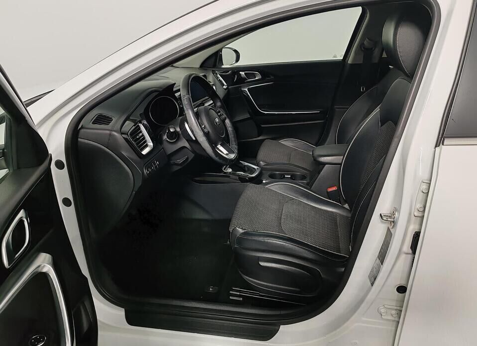 Kia Ceed, III 1.4 AMT (140 л.с.)