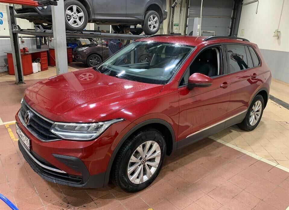 Volkswagen Tiguan 1.4 AMT (150 л.с.)