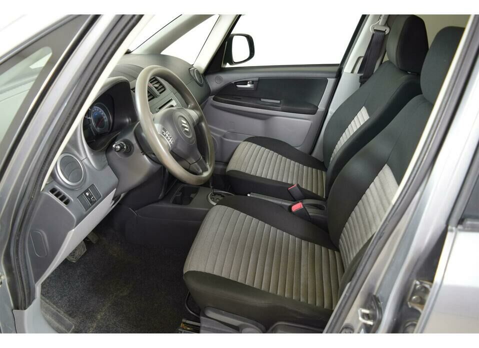 Suzuki SX4 1.6 AT (112 л.с.) 4WD