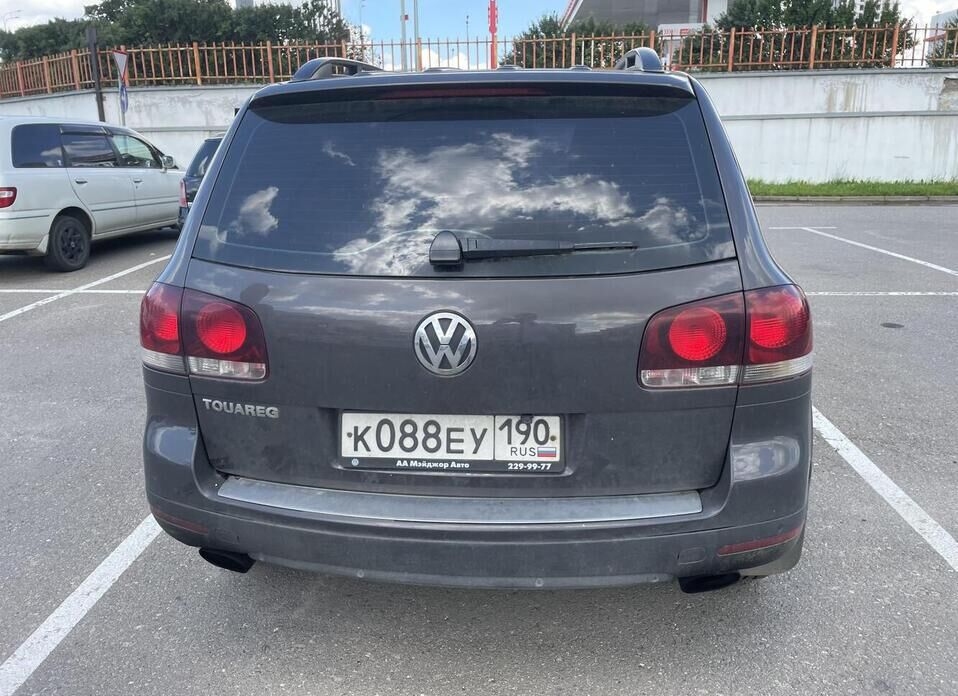 Volkswagen Touareg 2.5d AT (174 л.с.) 4WD