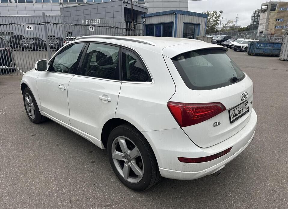 Audi Q5 2.0 AMT (211 л.с.) 4WD