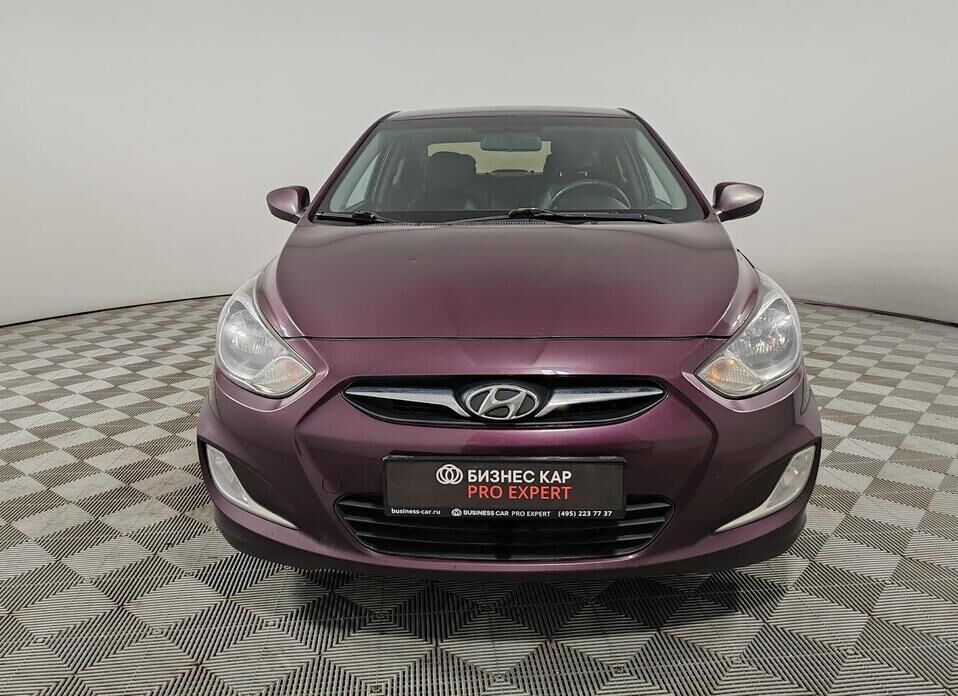 Hyundai Solaris, I Рестайлинг 1.6 AT (123 л.с.)
