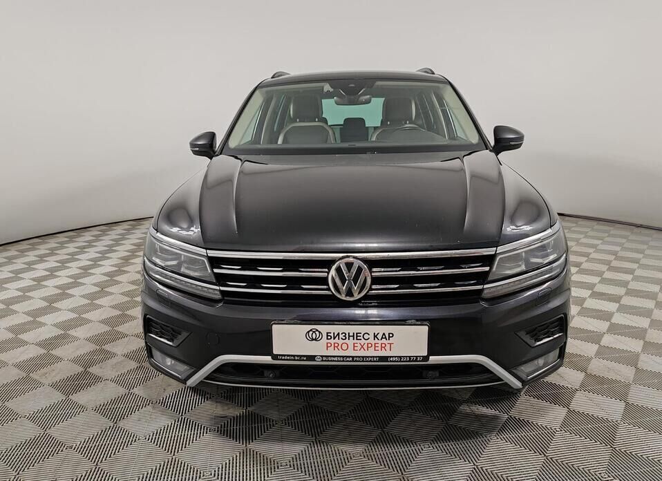 Volkswagen Tiguan 2.0d AMT (150 л.с.) 4WD