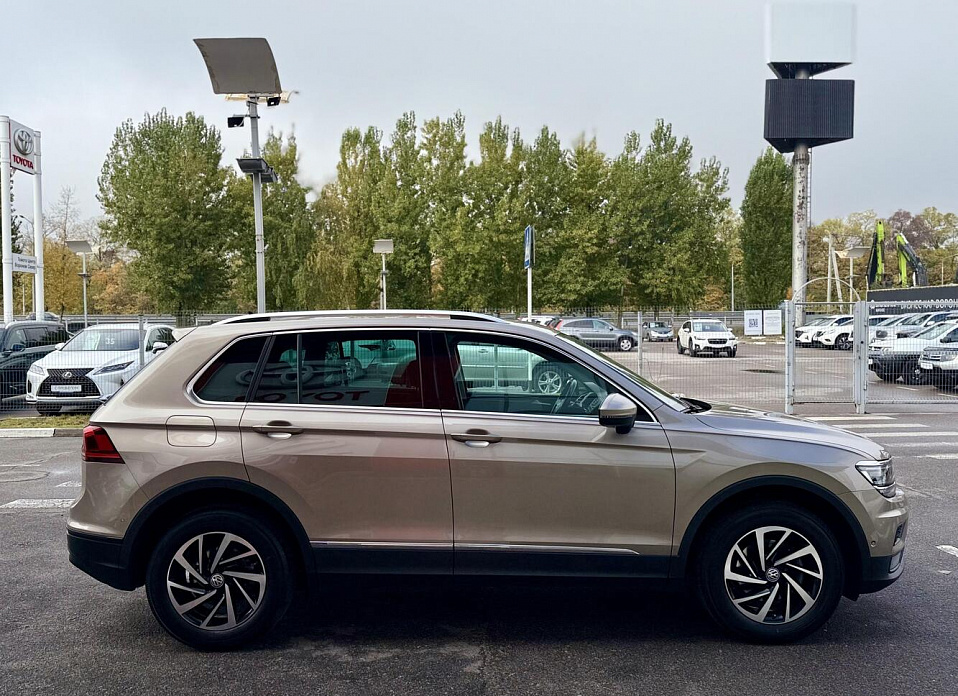 Volkswagen Tiguan, II 1.4 AMT (150 л.с.)