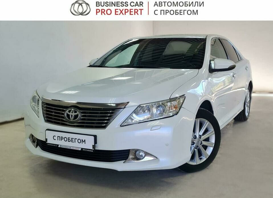 Toyota Camry 2.5 AT (181 л.с.)