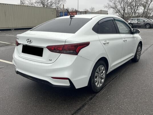 Hyundai Solaris, 2018&nbsp;г., 204&nbsp;549&nbsp;км