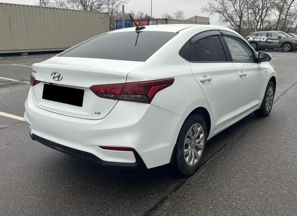 Hyundai Solaris, II 1.6 AT (123 л.с.)