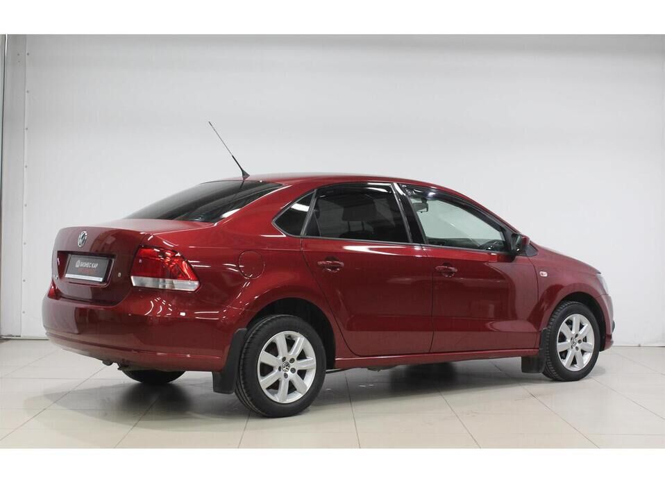 Volkswagen Polo, V 1.6 MT (105 л.с.)