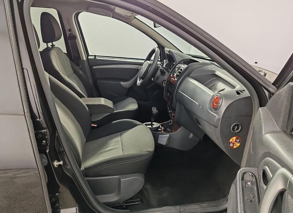 Renault Duster 2.0 AT (143 л.с.) 4WD