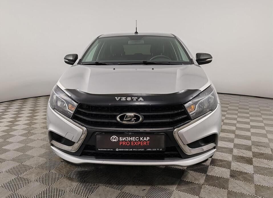 LADA (ВАЗ) Vesta, I 1.6 MT (106 л.с.)