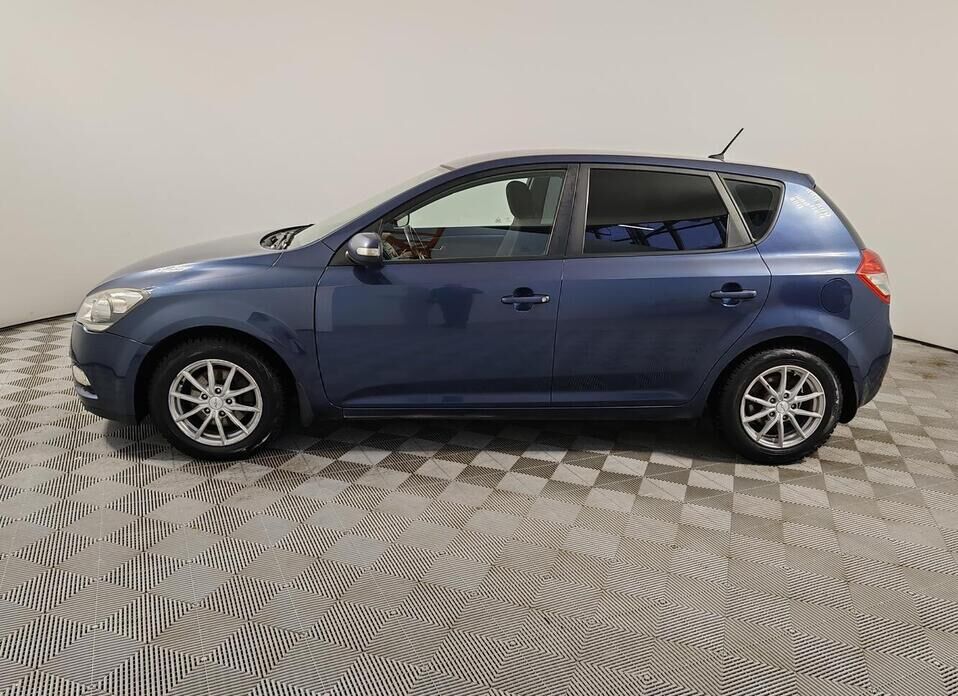 Kia Ceed, I Рестайлинг 1.6 AT (122 л.с.)