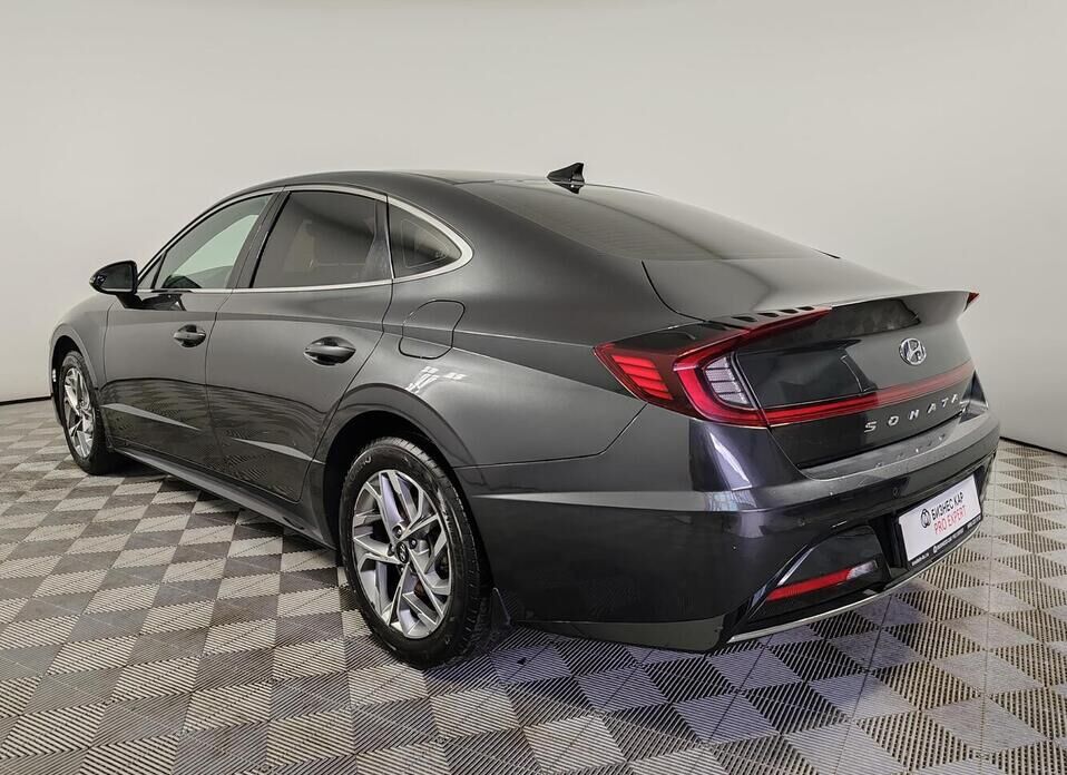 Hyundai Sonata, VIII (DN8) 2.0 AT (150 л.с.)
