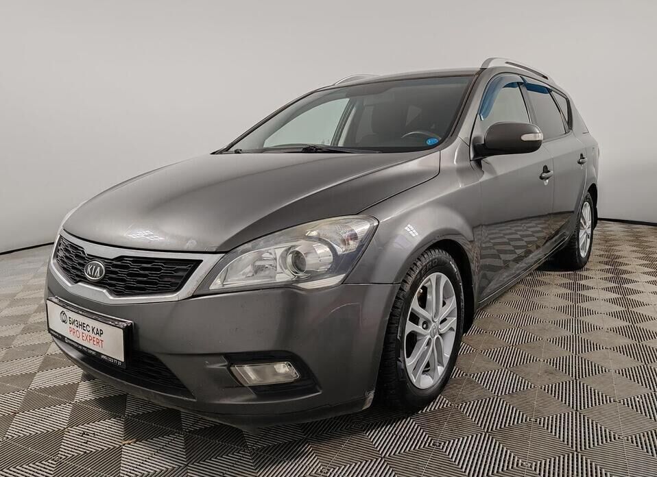 Kia Ceed, I Рестайлинг 1.6 MT (122 л.с.)