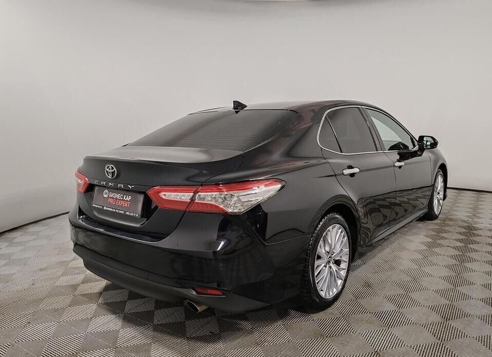 Toyota Camry, VIII (XV70) 2.5 AT (181 л.с.)