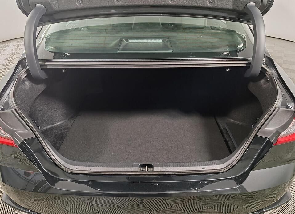 Toyota Camry, IX (XV80) China Market 2.0hyb CVT (197 л.с.)