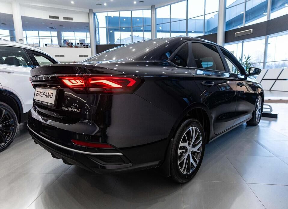Geely Emgrand 1.5 AT (122 л.с.)